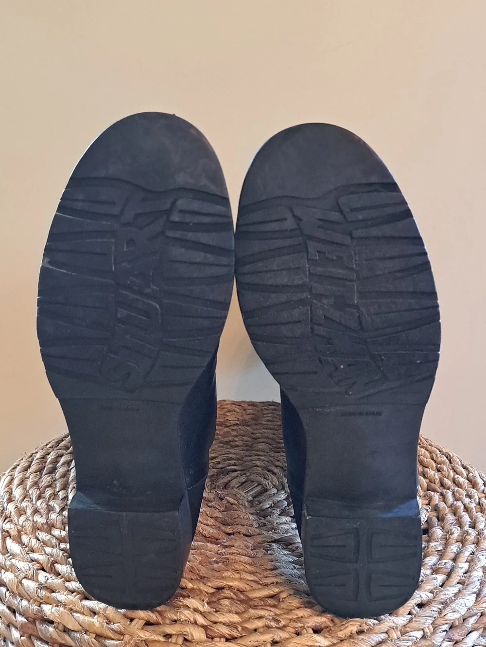 Stuart Weitzman Womens Luxury Over-the-Knee 50/50 Black Leather/Stretch Boots 8
